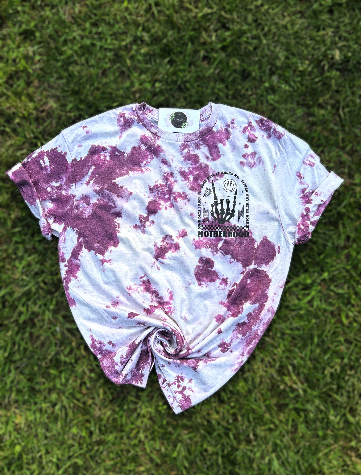 Rockin’ with Skellie Tee: Acid washed